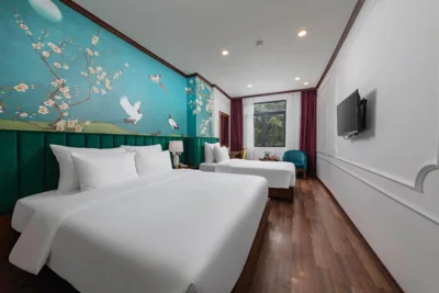 Driepersoonskamer met uitzicht op de stad — Azen Westlake Hanoi Hotel